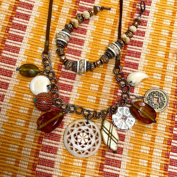 Necklace & Bracelet set, faux ivory w leather tie - Picture 2 of 4